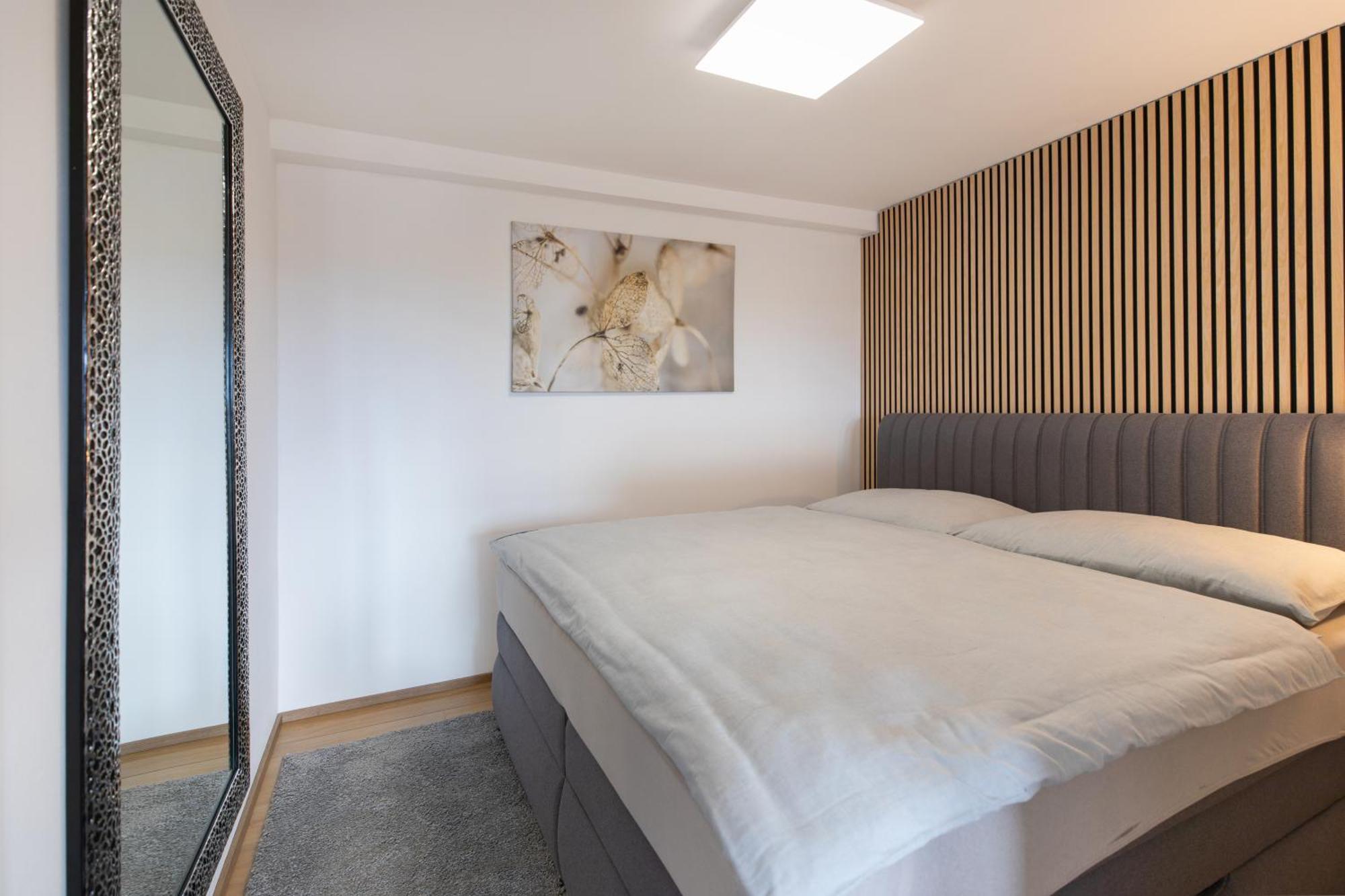 Airport Luxury Apartment & Spa 프라하 외부 사진