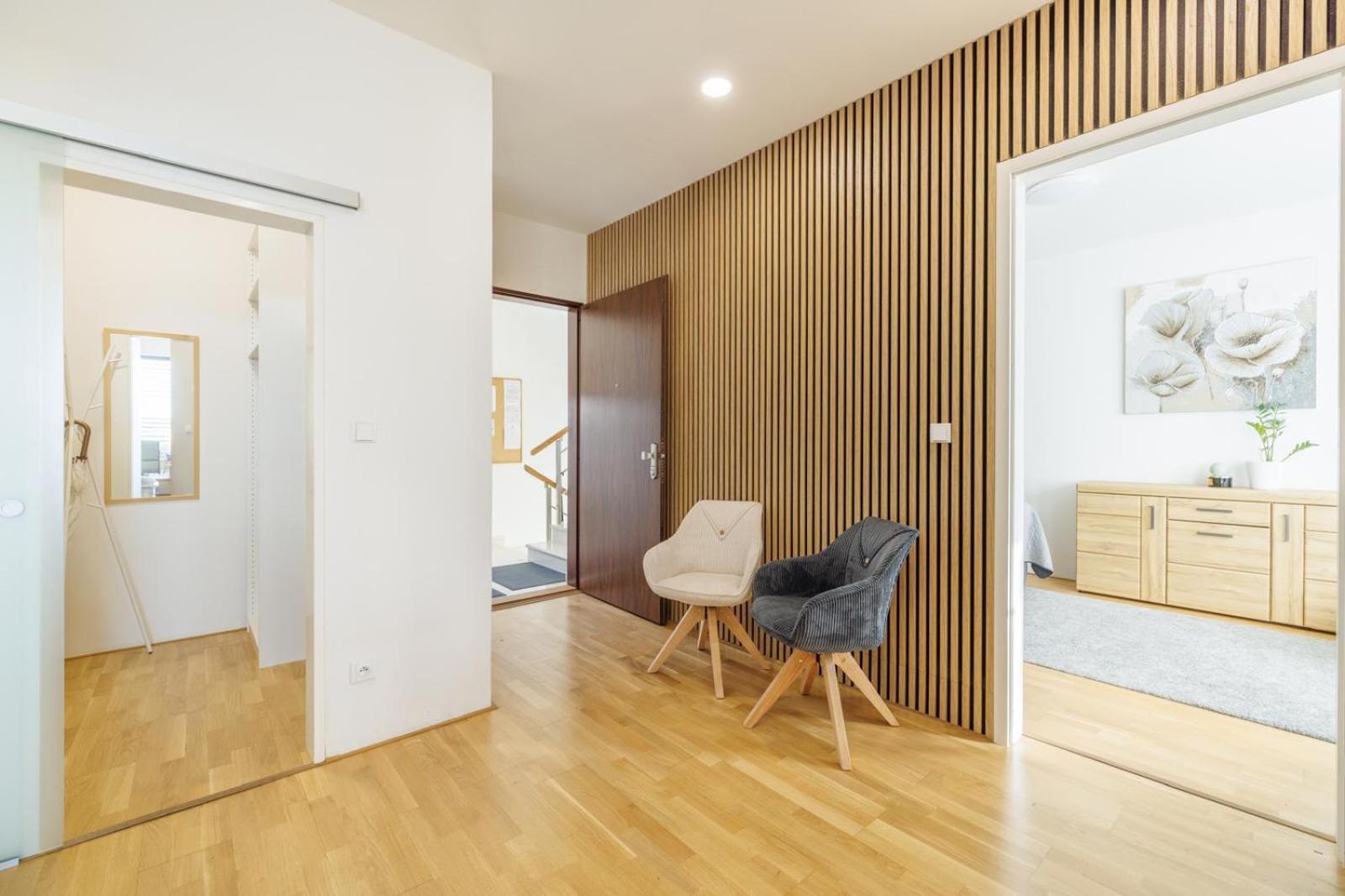 Airport Luxury Apartment & Spa 프라하 외부 사진