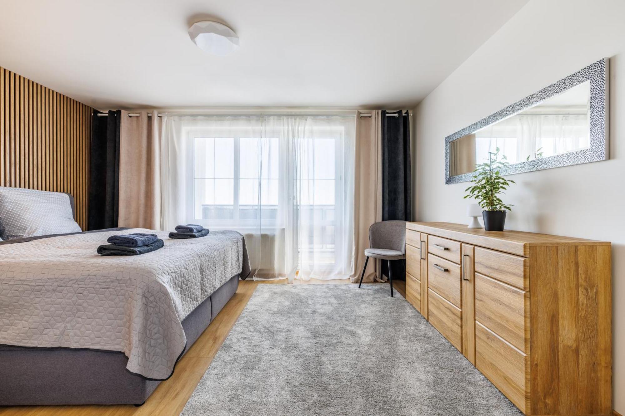 Airport Luxury Apartment & Spa 프라하 외부 사진